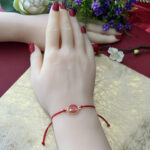 Brățară Inițială Roșie Stilizată Gold Plated - M - imagine 3