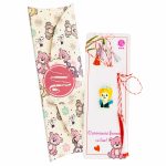 Broșă Pin Mărțișor Copii - Prințesă cu Coroniță Albastră