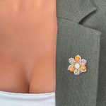 Broșă Pin Premium Gold Plated - Floricică cu Pietricele Portocalii Hand-Made - imagine 3